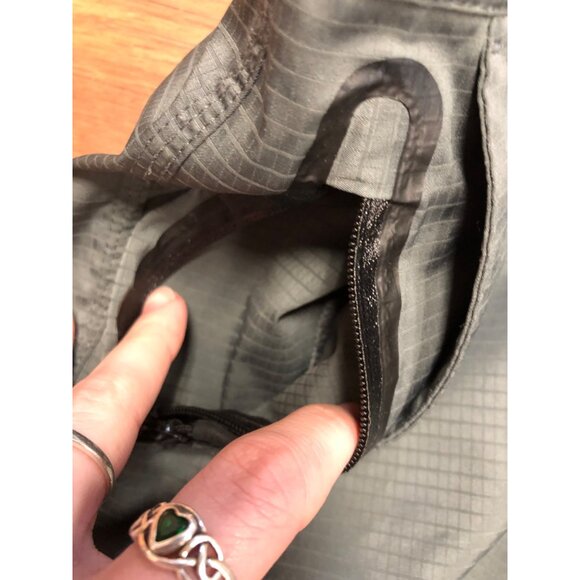 Pelagic Dri-Flex Hybrid II Fishing Shorts - Size 40 - Picture 11 of 16